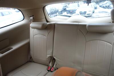 2012 Buick Enclave Leather - Photo 13 - Newark, NJ 07104