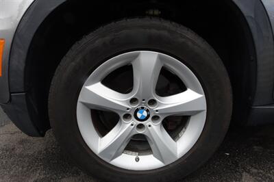2010 BMW X5 xDrive30i - Photo 22 - Newark, NJ 07104