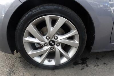 2016 Hyundai VELOSTER   - Photo 17 - Newark, NJ 07104