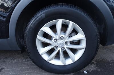 2016 Kia Sorento LX V6   - Photo 25 - Newark, NJ 07104