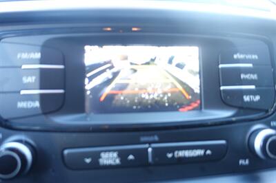 2016 Kia Sorento LX V6   - Photo 21 - Newark, NJ 07104