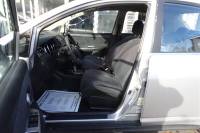 2007 Nissan Versa 1.8 S   - Photo 9 - Newark, NJ 07104