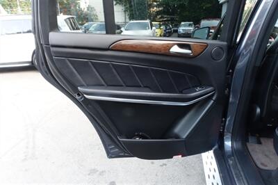 2014 Mercedes-Benz GL 450 4MATIC   - Photo 12 - Newark, NJ 07104