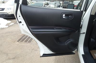 2013 Nissan Rogue S - Photo 13 - Newark, NJ 07104