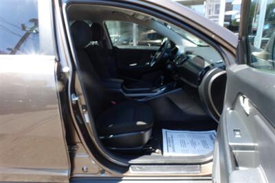 2012 Kia Sportage LX - Photo 14 - Newark, NJ 07104
