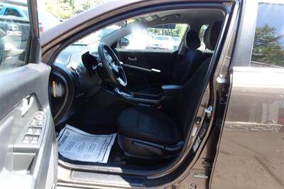 2012 Kia Sportage LX - Photo 9 - Newark, NJ 07104