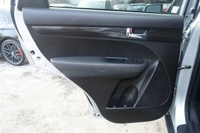 2012 Kia Sorento LX   - Photo 12 - Newark, NJ 07104