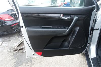 2012 Kia Sorento LX   - Photo 10 - Newark, NJ 07104