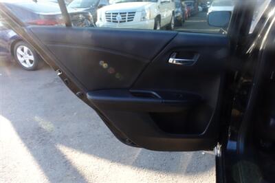 2015 Honda Accord Sport   - Photo 12 - Newark, NJ 07104