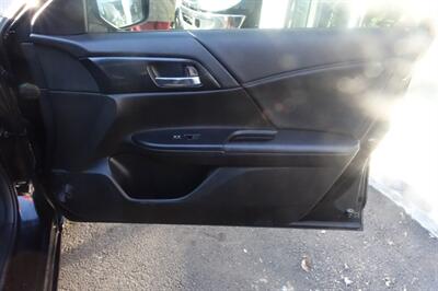 2015 Honda Accord Sport   - Photo 15 - Newark, NJ 07104