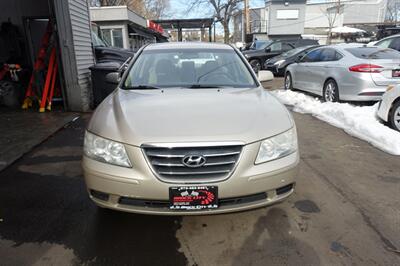2009 Hyundai SONATA Limited   - Photo 2 - Newark, NJ 07104