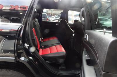 2020 Jeep Grand Cherokee Laredo   - Photo 16 - Newark, NJ 07104