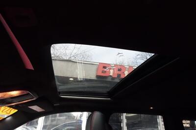 2020 Jeep Grand Cherokee Laredo   - Photo 20 - Newark, NJ 07104