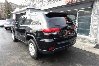 2020 Jeep Grand Cherokee Laredo   - Photo 6 - Newark, NJ 07104