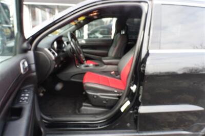 2020 Jeep Grand Cherokee Laredo   - Photo 9 - Newark, NJ 07104