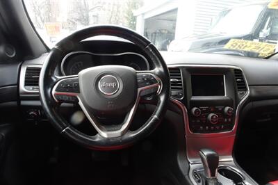 2020 Jeep Grand Cherokee Laredo   - Photo 13 - Newark, NJ 07104