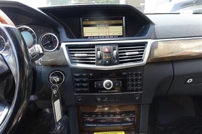 2010 Mercedes-Benz E 350 Luxury   - Photo 19 - Newark, NJ 07104