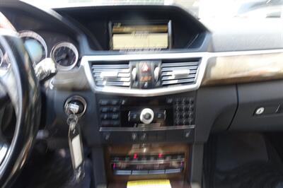 2010 Mercedes-Benz E 350 Luxury   - Photo 18 - Newark, NJ 07104