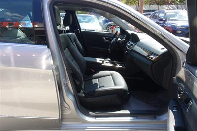2010 Mercedes-Benz E 350 Luxury   - Photo 14 - Newark, NJ 07104