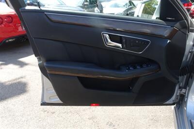 2010 Mercedes-Benz E 350 Luxury   - Photo 10 - Newark, NJ 07104