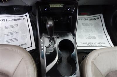 2012 Hyundai TUCSON Limited   - Photo 19 - Newark, NJ 07104