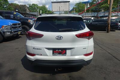 2017 Hyundai TUCSON SE   - Photo 7 - Newark, NJ 07104