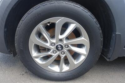 2017 Hyundai TUCSON SE   - Photo 21 - Newark, NJ 07104