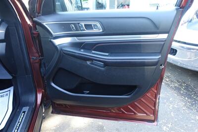 2016 Ford Explorer Sport   - Photo 16 - Newark, NJ 07104