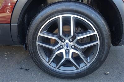 2016 Ford Explorer Sport   - Photo 27 - Newark, NJ 07104