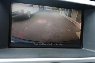 2010 INFINITI QX56 - Photo 21 - Newark, NJ 07104