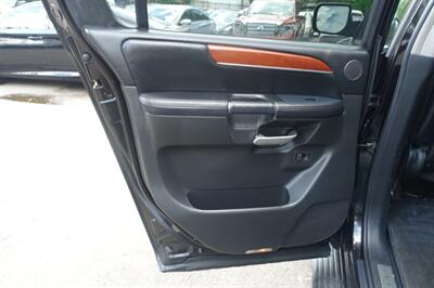 2010 INFINITI QX56 - Photo 12 - Newark, NJ 07104