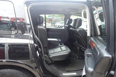 2010 INFINITI QX56 - Photo 16 - Newark, NJ 07104