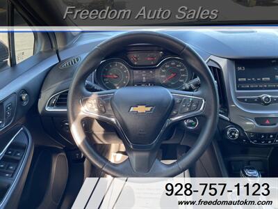 2018 Chevrolet Cruze LT Auto   - Photo 10 - Kingman, AZ 86409