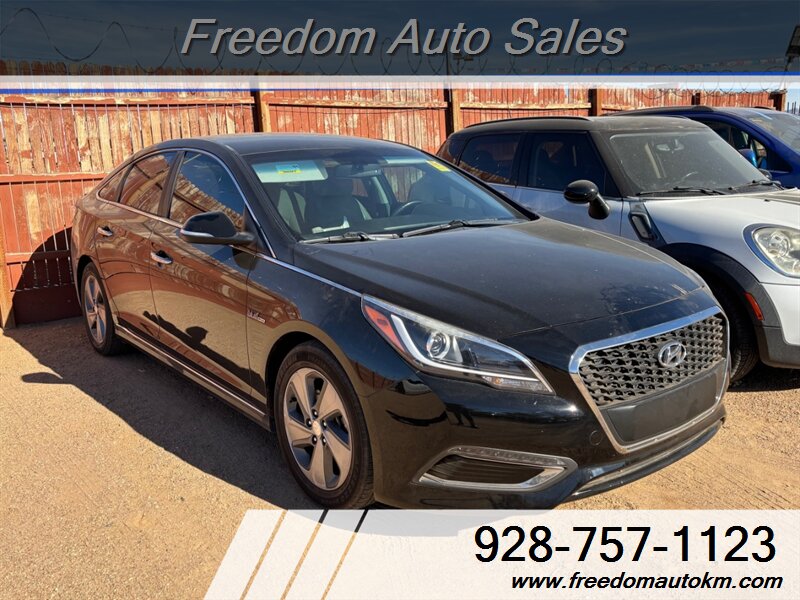 2016 Hyundai SONATA Hybrid Limited  