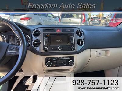 2011 Volkswagen Tiguan SE   - Photo 9 - Kingman, AZ 86409