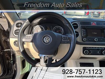2011 Volkswagen Tiguan SE   - Photo 10 - Kingman, AZ 86409