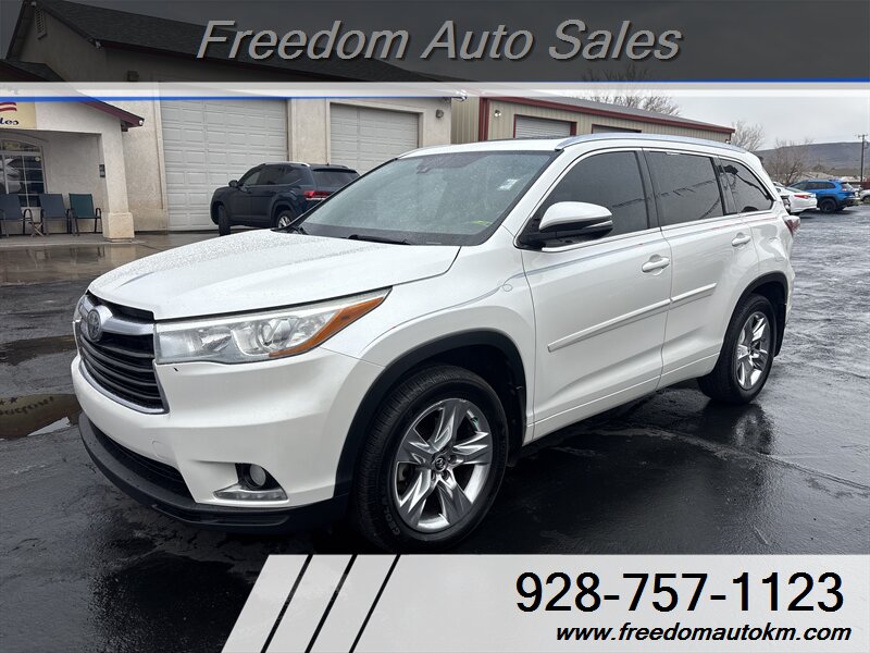 2016 Toyota Highlander Limited Platinum  