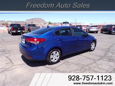 2017 Kia Forte LX   - Photo 3 - Kingman, AZ 86409