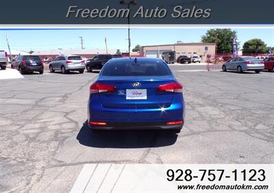 2017 Kia Forte LX   - Photo 6 - Kingman, AZ 86409