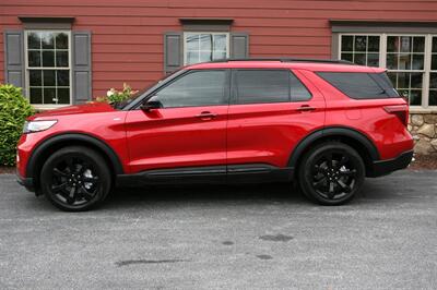 2023 Ford Explorer ST-Line AWD   - Photo 4 - Strasburg, PA 17579