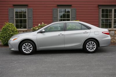 2016 Toyota Camry Hybrid LE   - Photo 4 - Strasburg, PA 17579