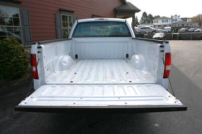 2005 Ford F-150 XL RWD 5-speed Manual   - Photo 7 - Strasburg, PA 17579