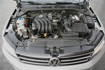 2015 Volkswagen Jetta S-tech   - Photo 7 - Strasburg, PA 17579