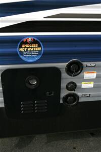 2025 Keystone Springdale 220ML - Photo 6 - Strasburg, PA 17579