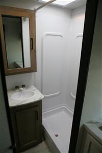 2025 Keystone Springdale 220ML - Photo 28 - Strasburg, PA 17579