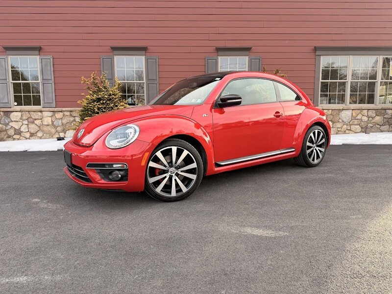 2014 Volkswagen Beetle 2.0T R-Line  