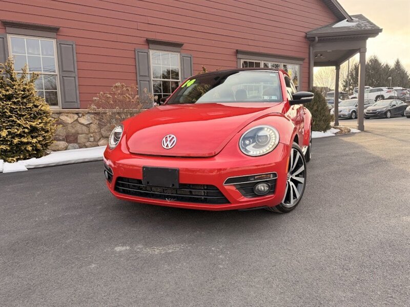 2014 Volkswagen Beetle 2.0T R-Line  