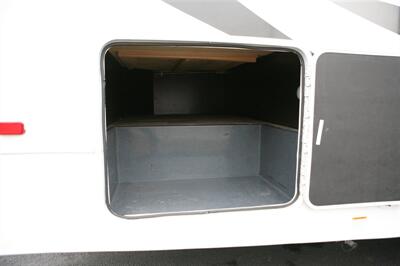 2022 Jayco Redhawk 31F   - Photo 5 - Strasburg, PA 17579