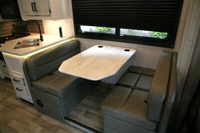 2022 Jayco Redhawk 31F   - Photo 26 - Strasburg, PA 17579