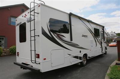 2021 Jayco Redhawk M-31F   - Photo 4 - Strasburg, PA 17579